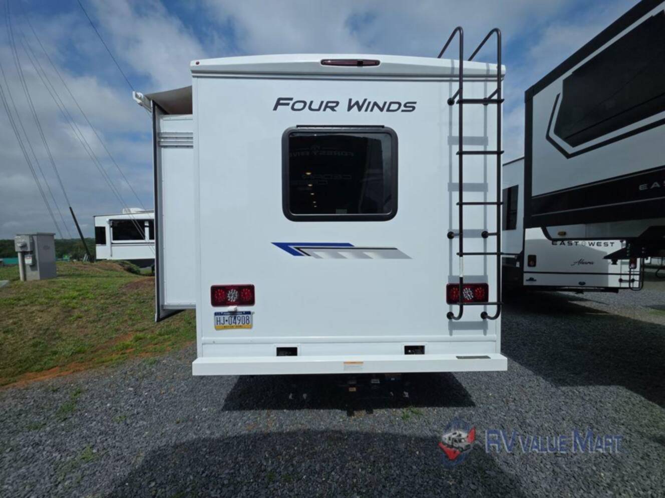 A photo of this 2026 Thor Motor Coach Four Winds 31E