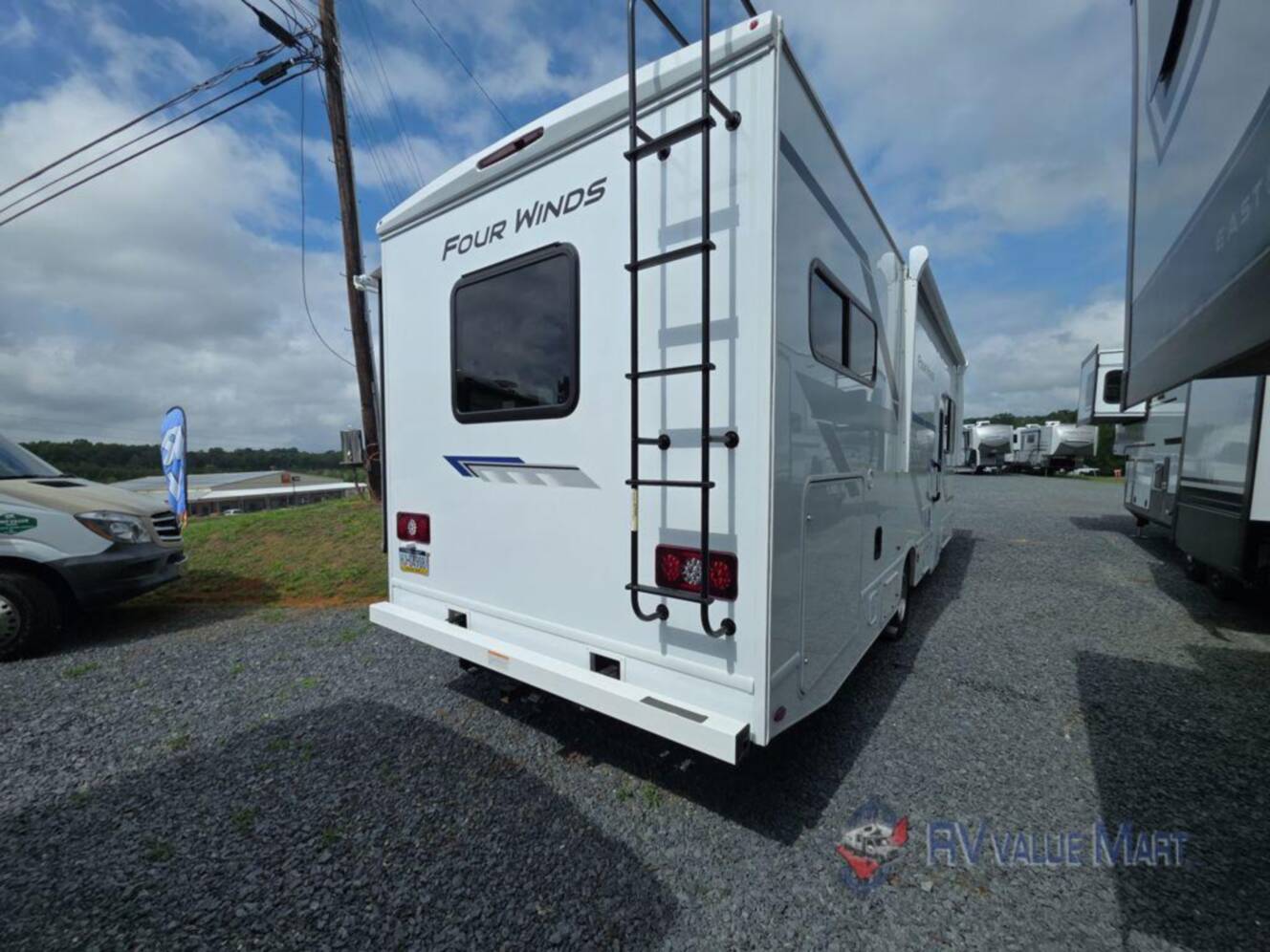 A photo of this 2026 Thor Motor Coach Four Winds 31E