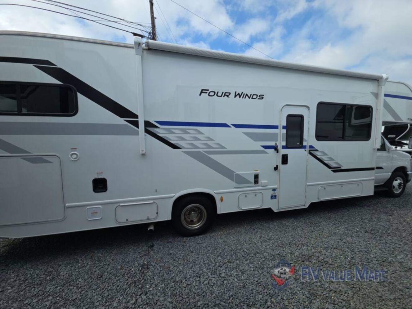 A photo of this 2026 Thor Motor Coach Four Winds 31E