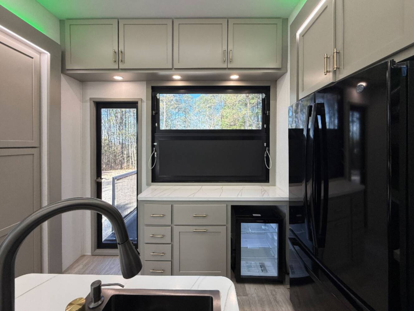 A photo of this 2026 Axiom Rv Imperium I3800
