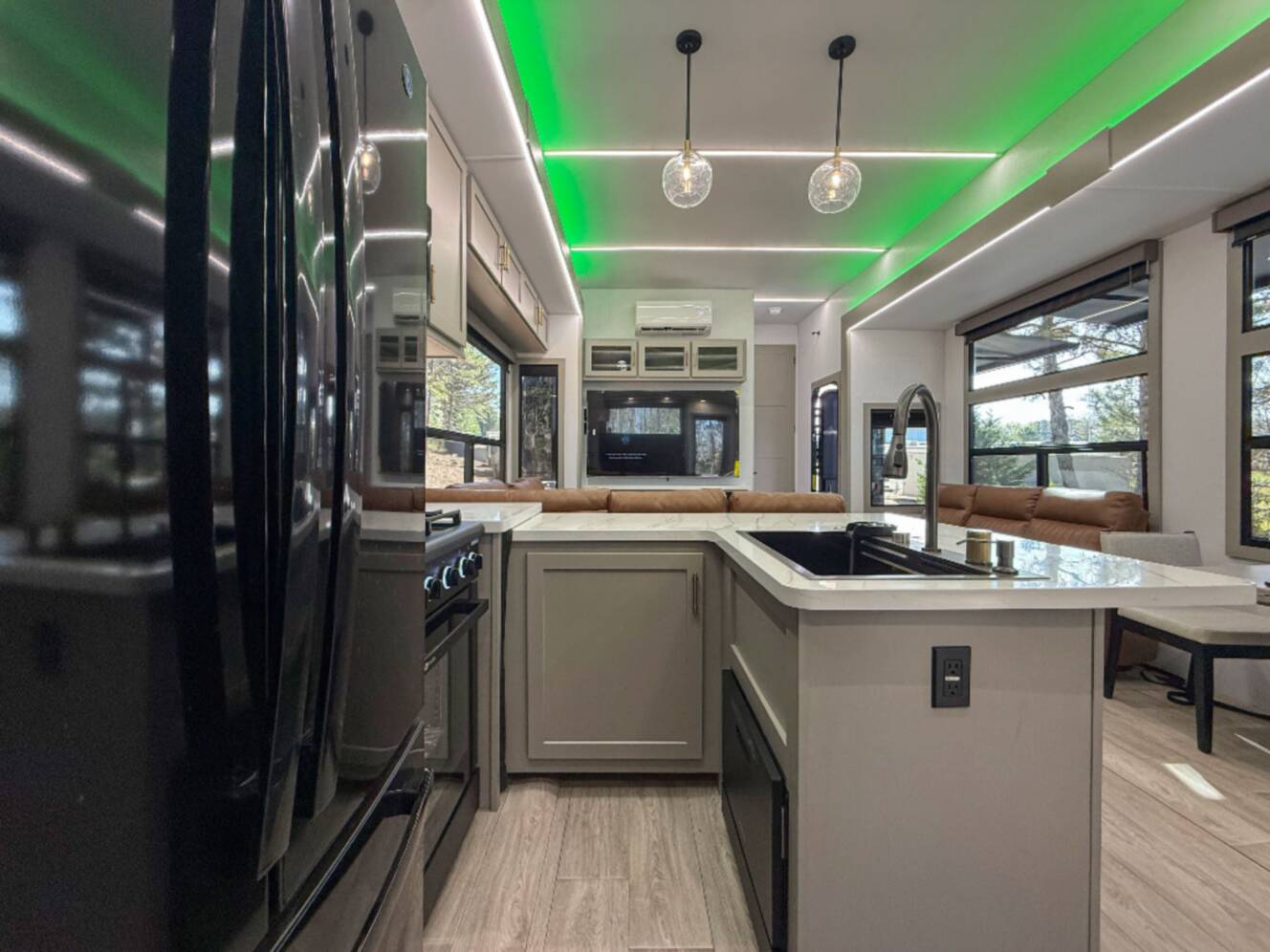 A photo of this 2026 Axiom Rv Imperium I3800
