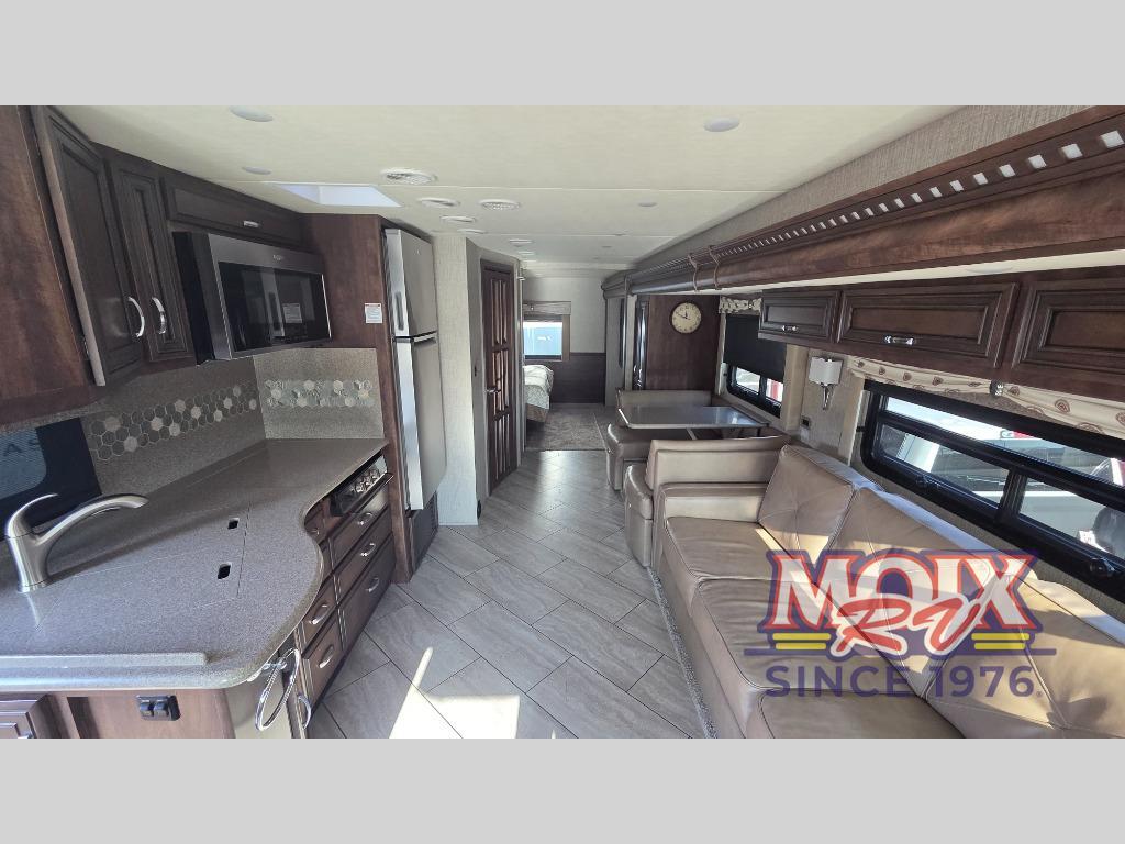 2021 Newmar Bay Star 3124 in springdale AR