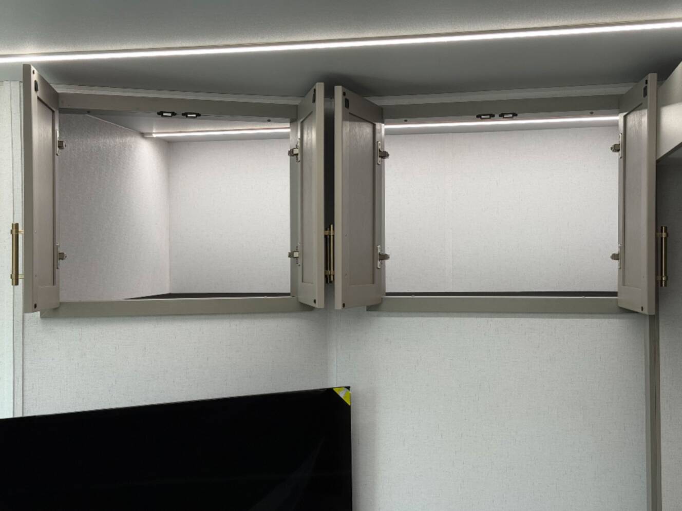 A photo of this 2026 Axiom Rv Imperium I3800