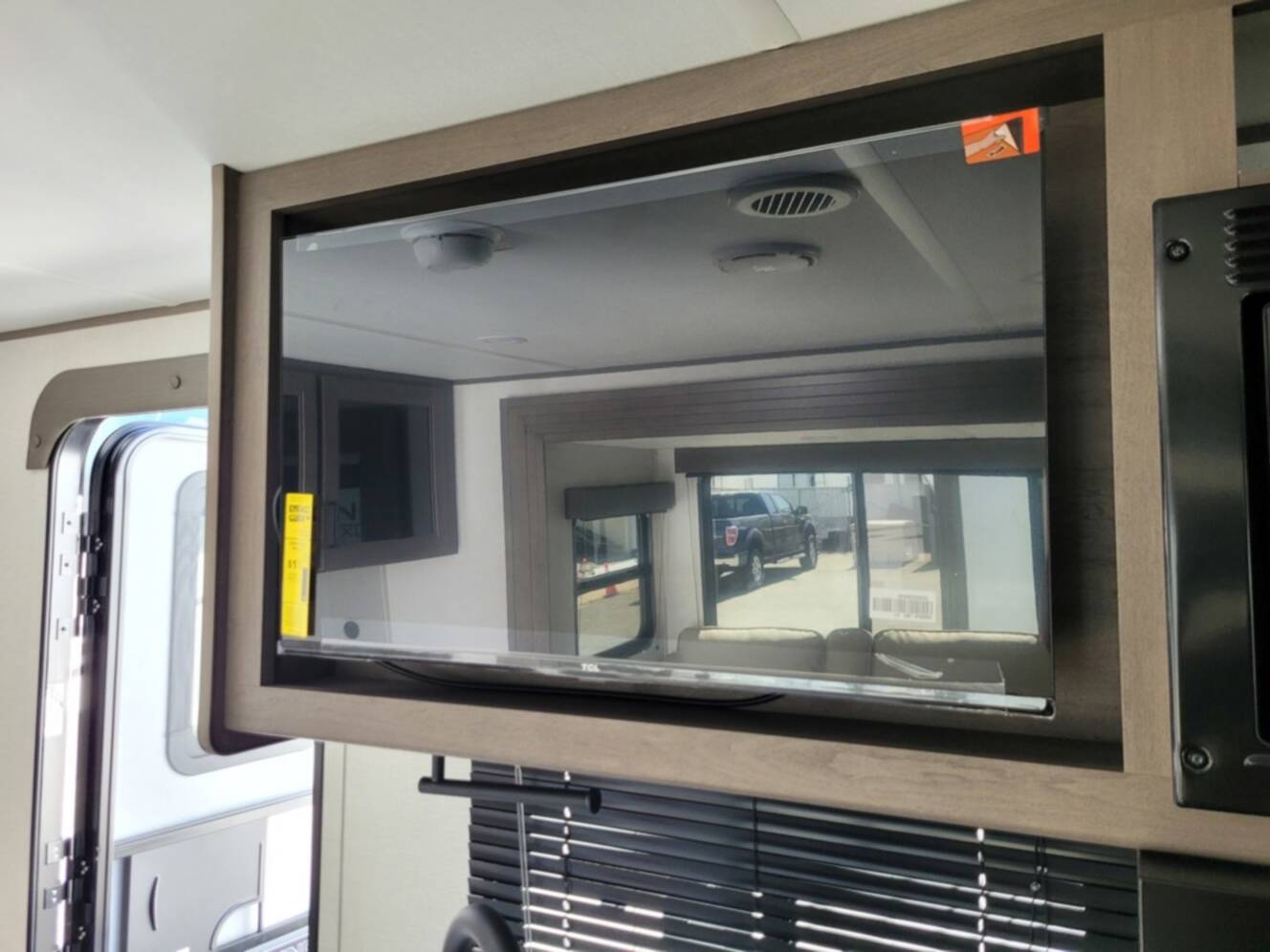 A photo of this 2026 Grand Design Transcend 325BHT