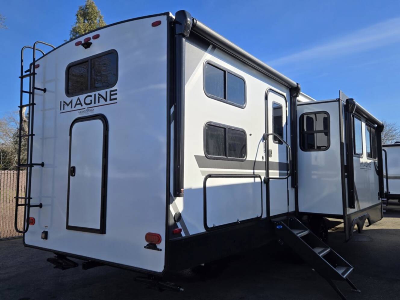 A photo of this 2026 Grand Design Imagine 3210BH