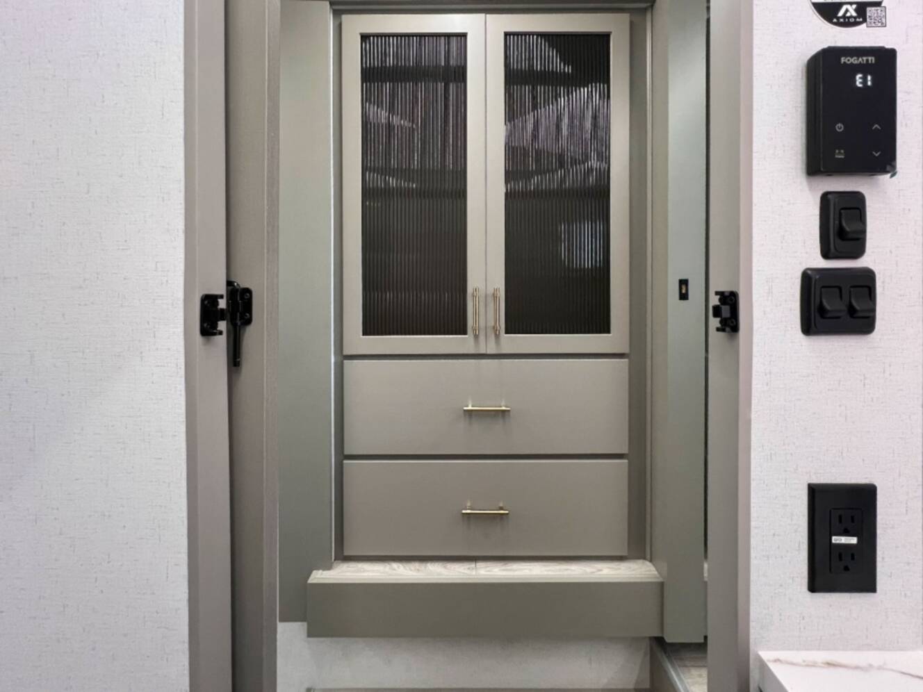A photo of this 2026 Axiom Rv Imperium I2900