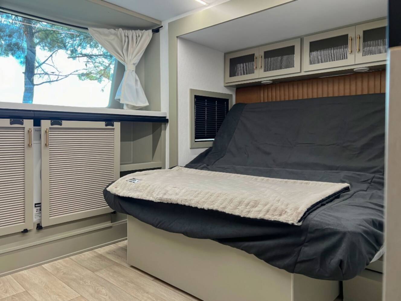 A photo of this 2026 Axiom Rv Imperium I2900