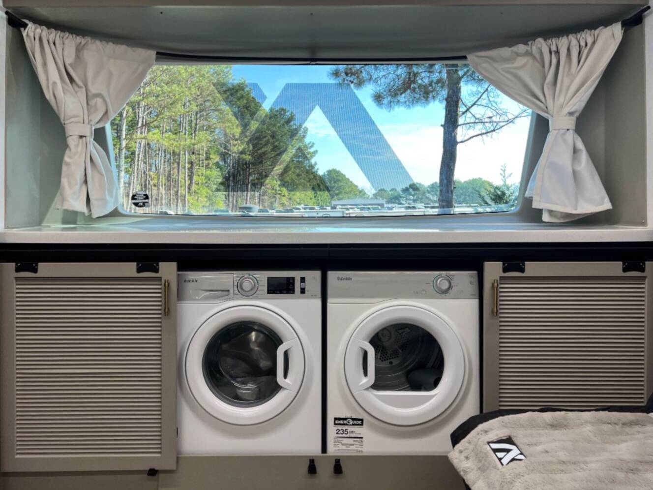 A photo of this 2026 Axiom Rv Imperium I2900
