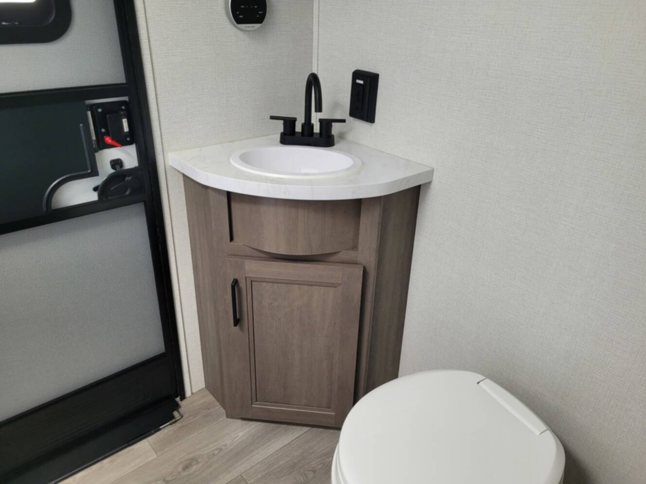 A photo of this 2026 Grand Design Transcend 325BHT