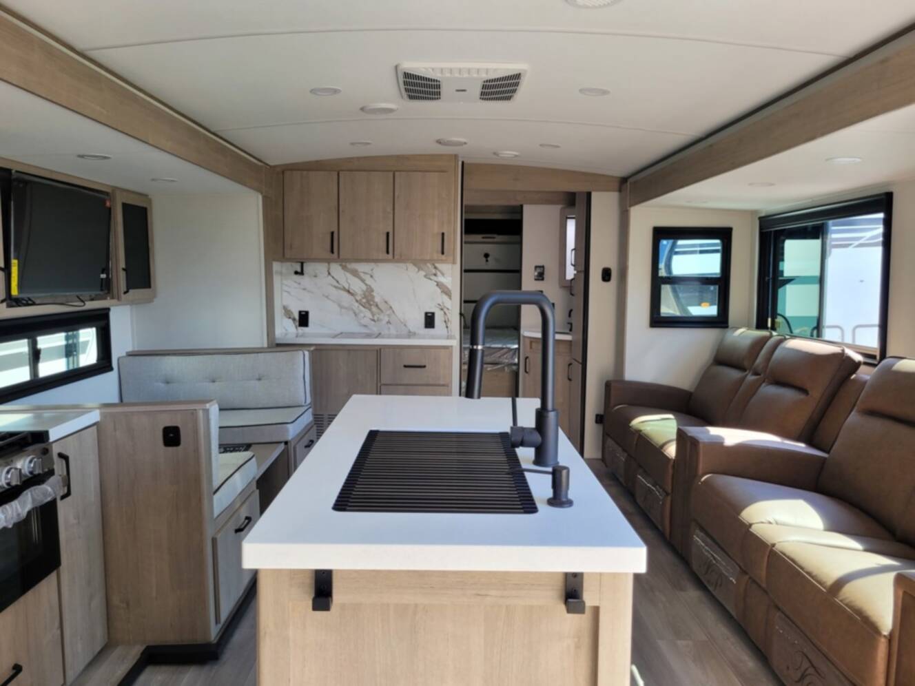 A photo of this 2026 Grand Design Imagine 3210BH