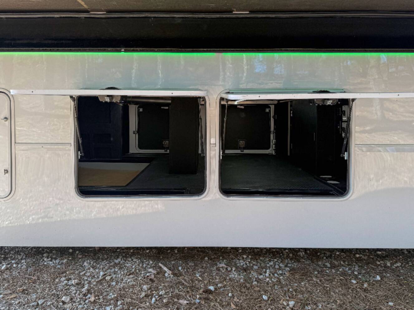 A photo of this 2026 Axiom Rv Imperium I3800