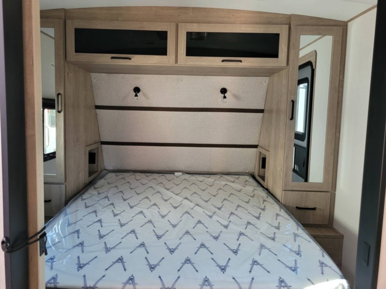 A photo of this 2026 Grand Design Imagine 3210BH