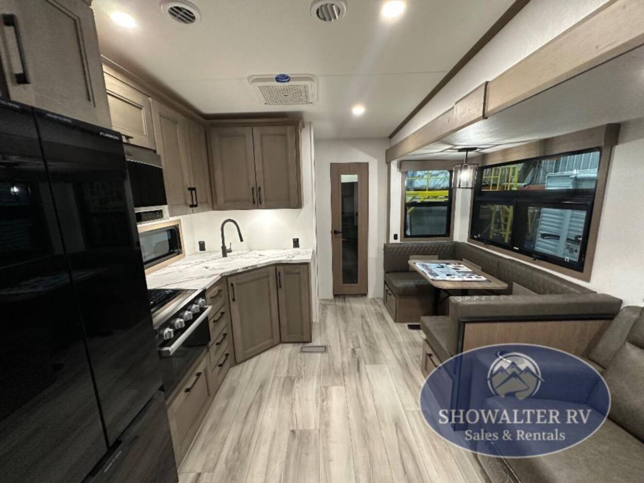 A photo of this 2026 Kz Durango Half-Ton D296BHT