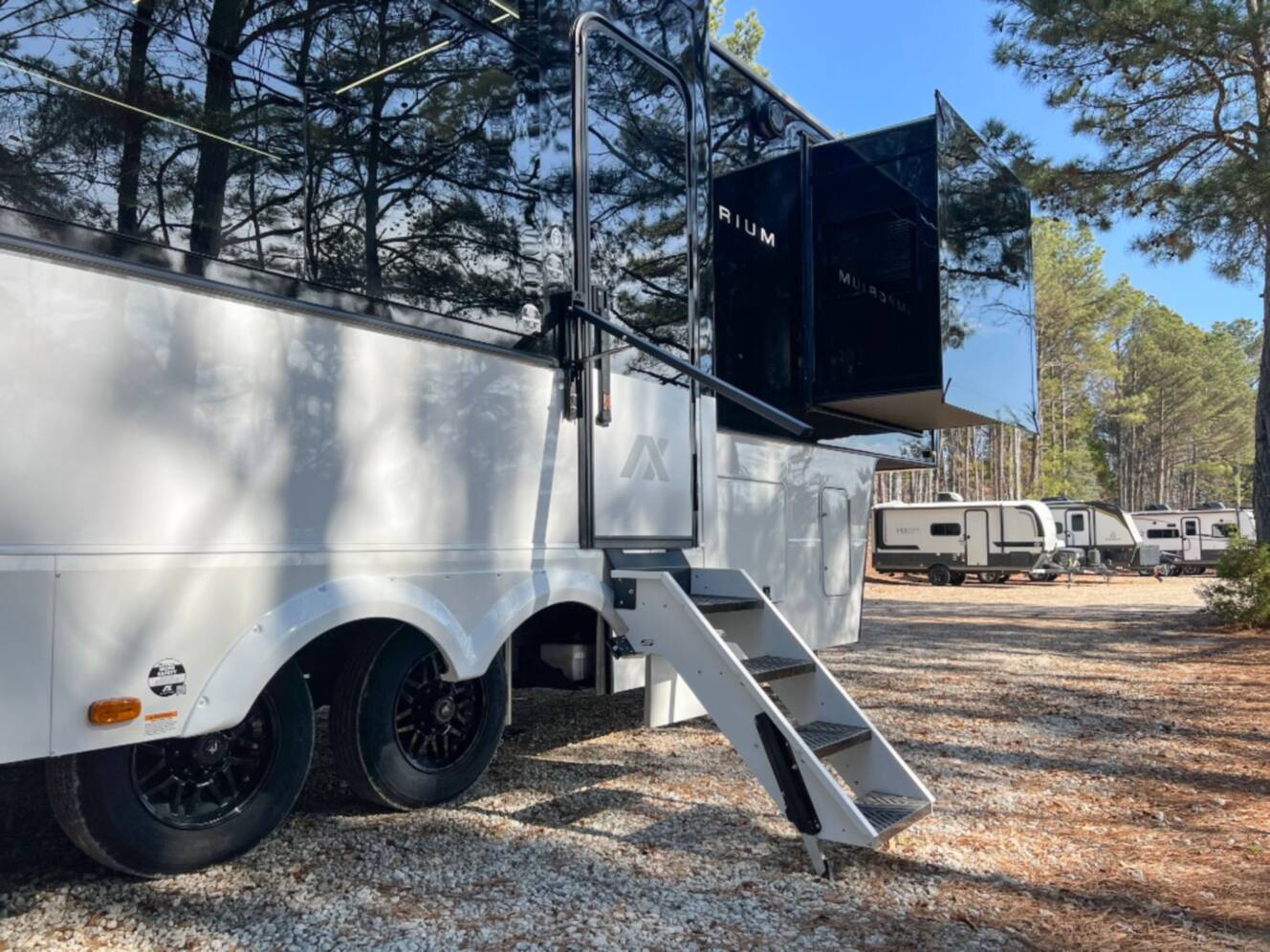 A photo of this 2026 Axiom Rv Imperium I2900
