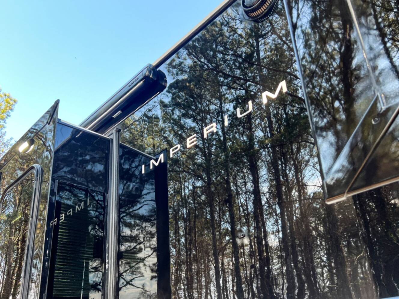 A photo of this 2026 Axiom Rv Imperium I2900