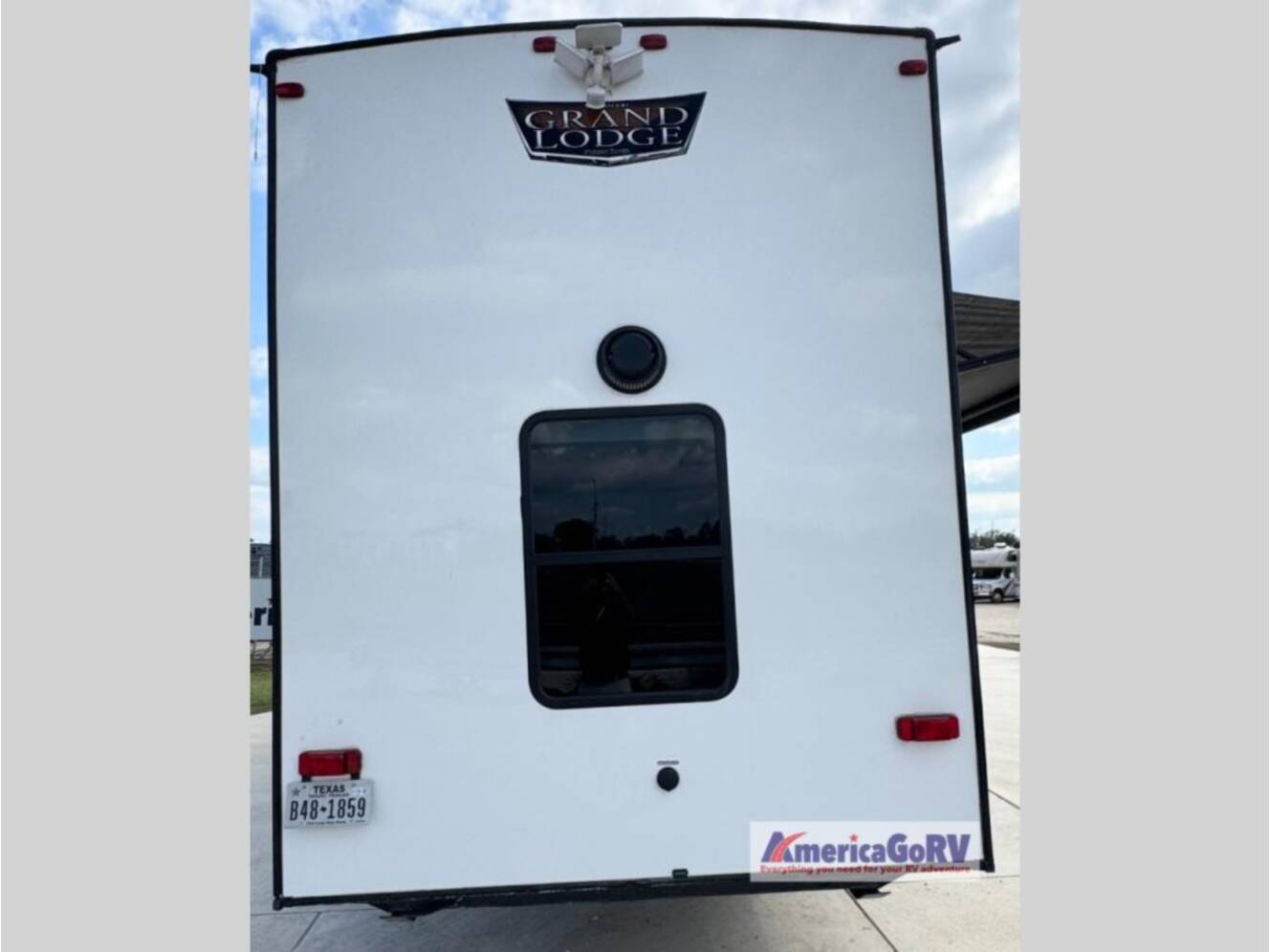 A photo of this 2024 Forest River Rv Wildwood Grand Lodge 42VIEW