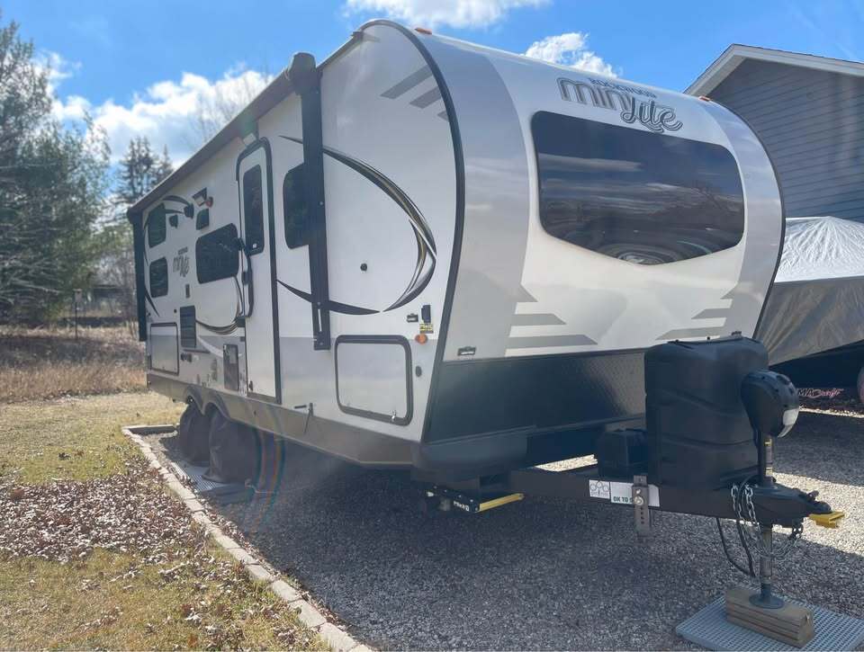 2021 Forest River ROCKWOOD MINI LITE 2509S RV