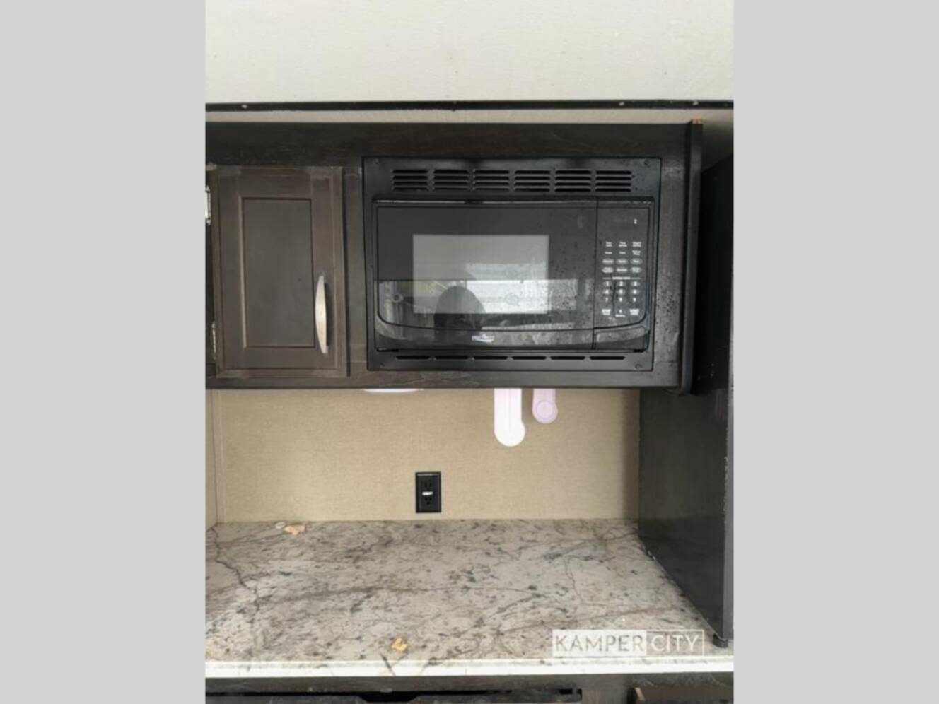 A photo of this 2017 Grand Design Imagine 3150BH