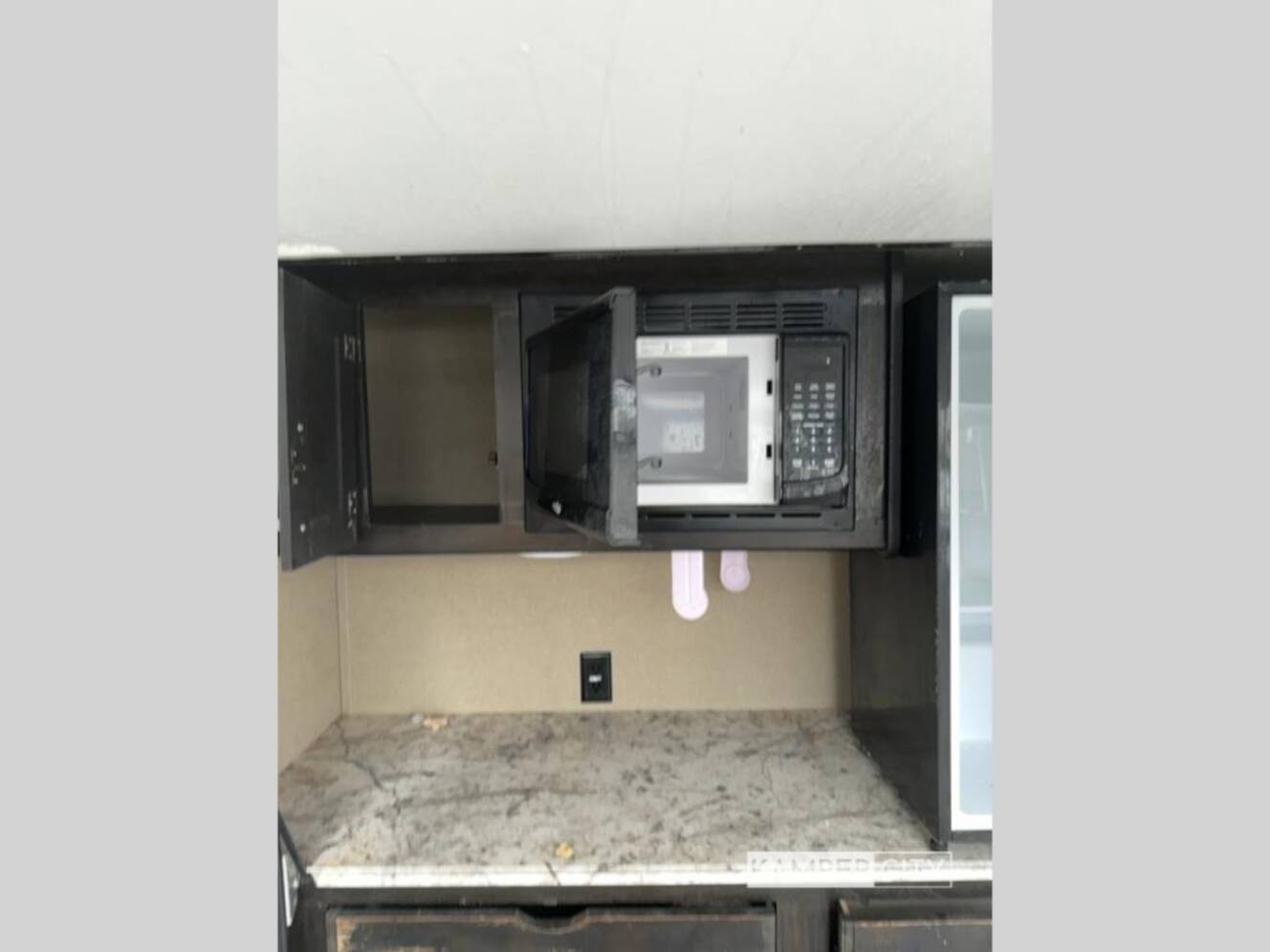 A photo of this 2017 Grand Design Imagine 3150BH