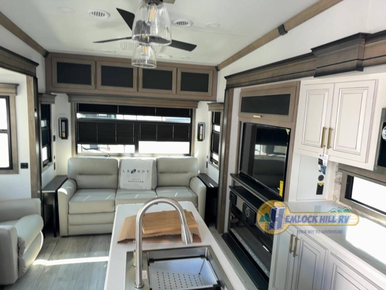 A photo of this 2026 Keystone Rv Montana 3231CK