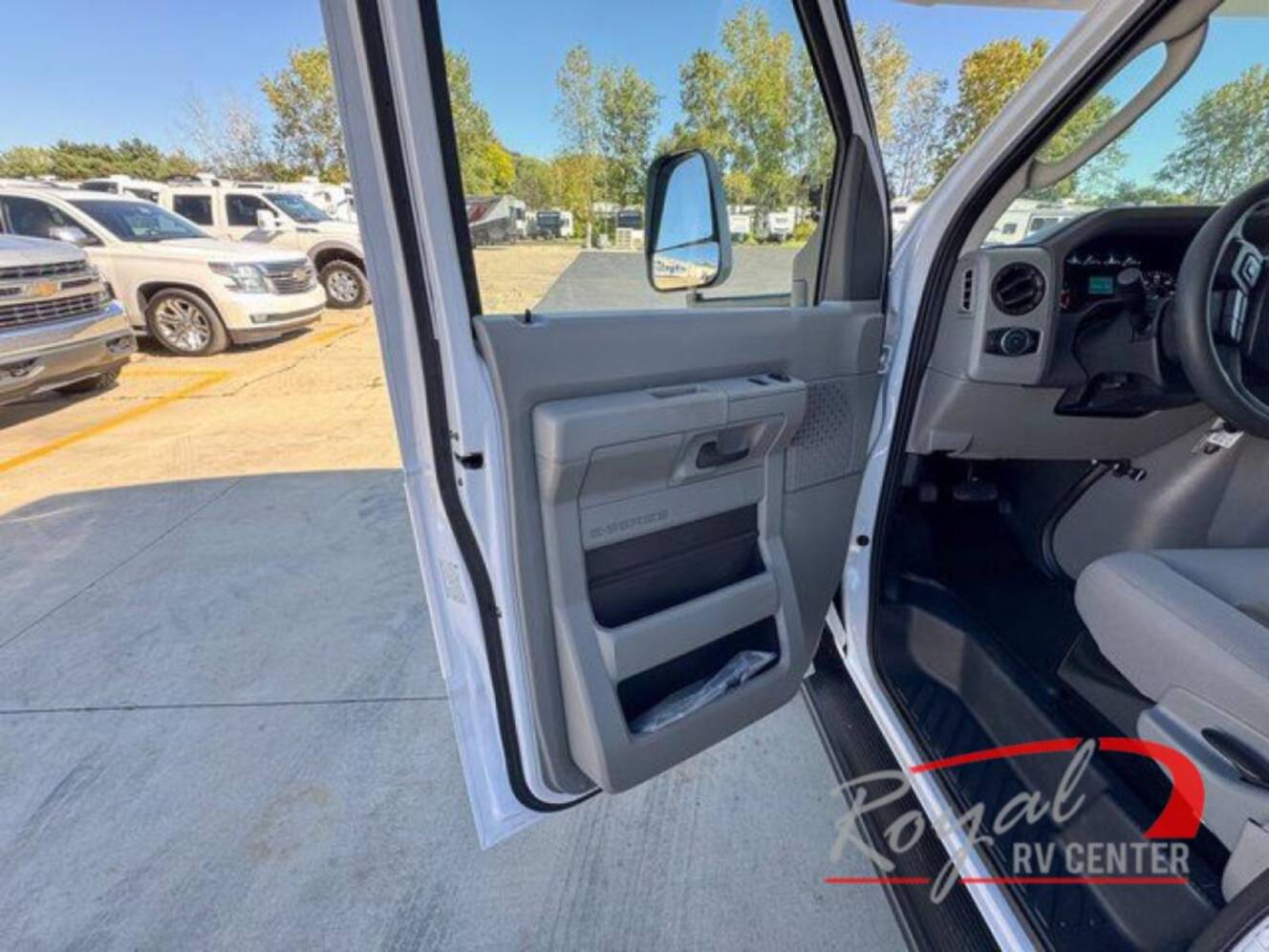 A photo of this 2026 Forest River Rv Sunseeker LE 2250SLE Ford