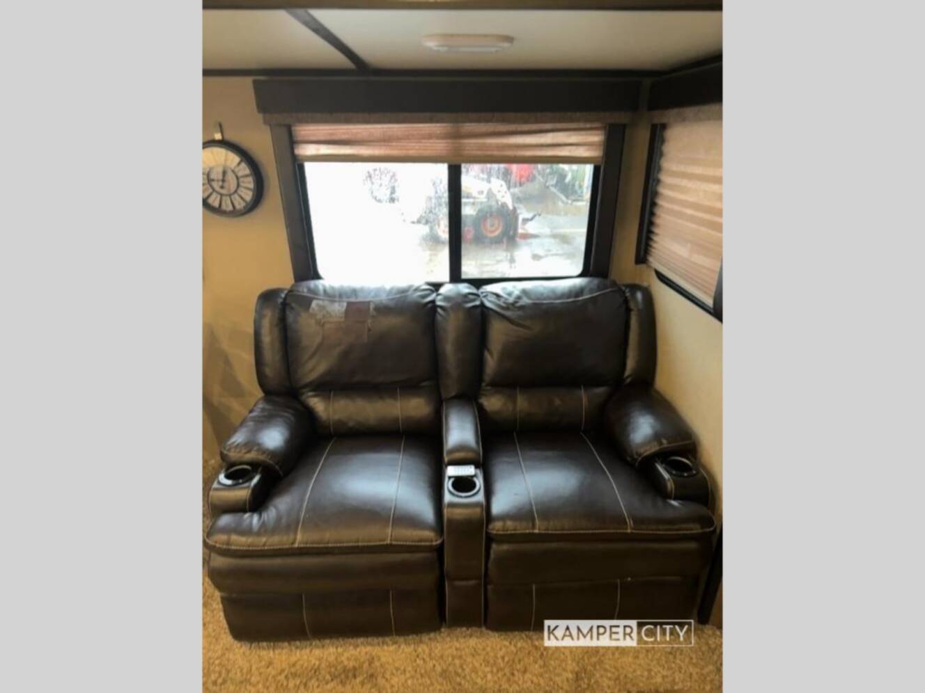 A photo of this 2017 Grand Design Imagine 3150BH