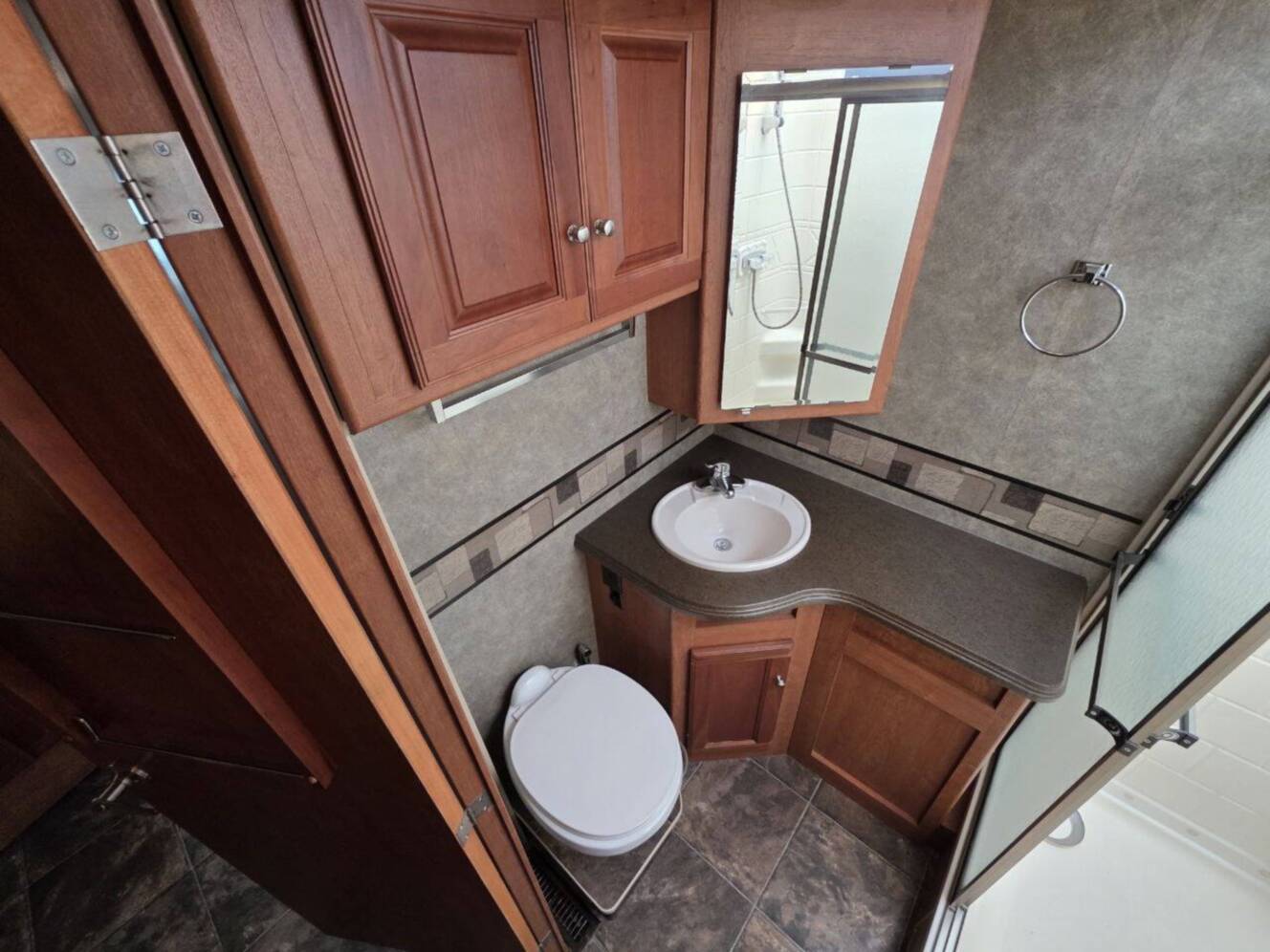 A photo of this 2013 Itasca Sunova 33C