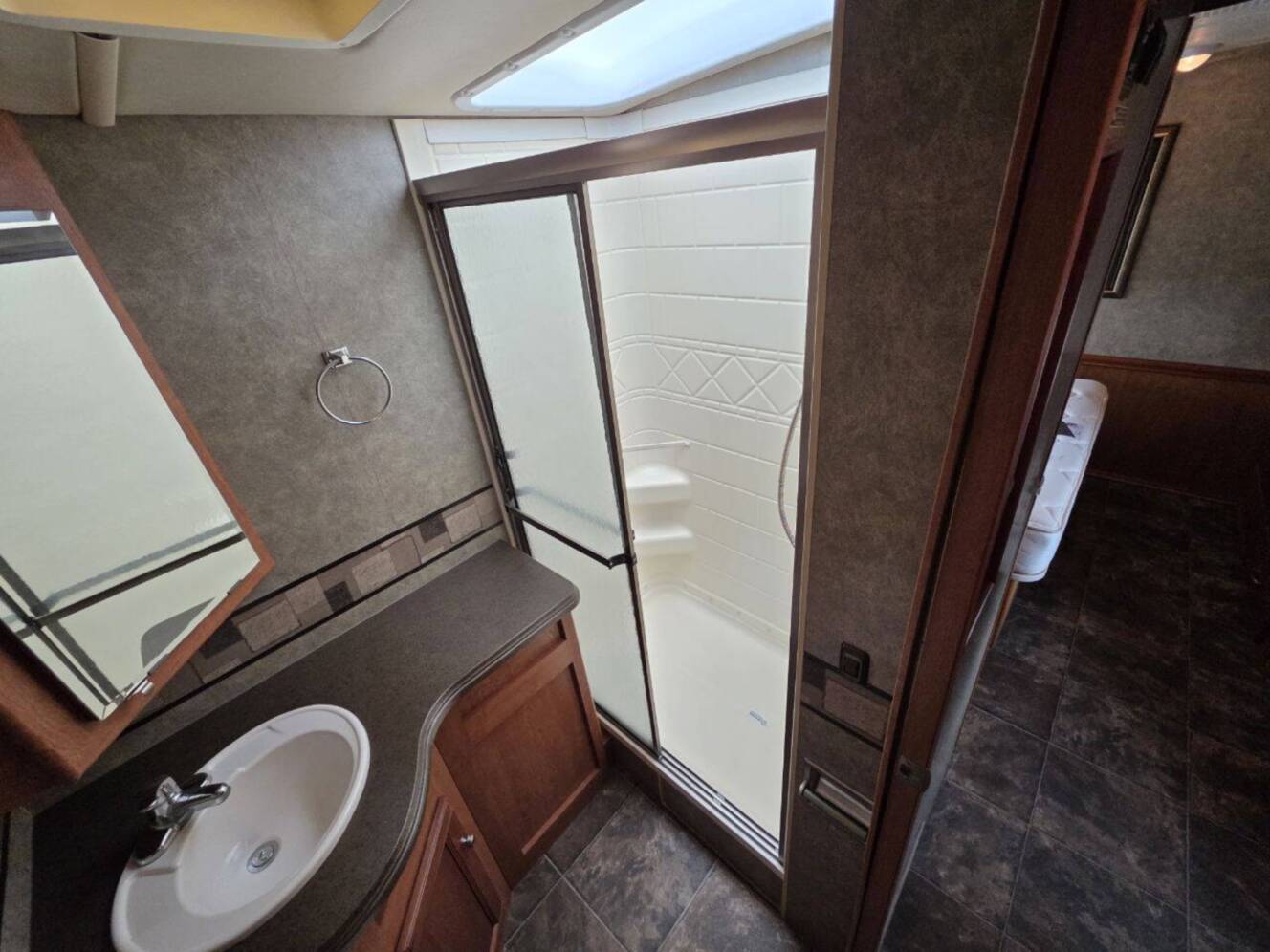 A photo of this 2013 Itasca Sunova 33C