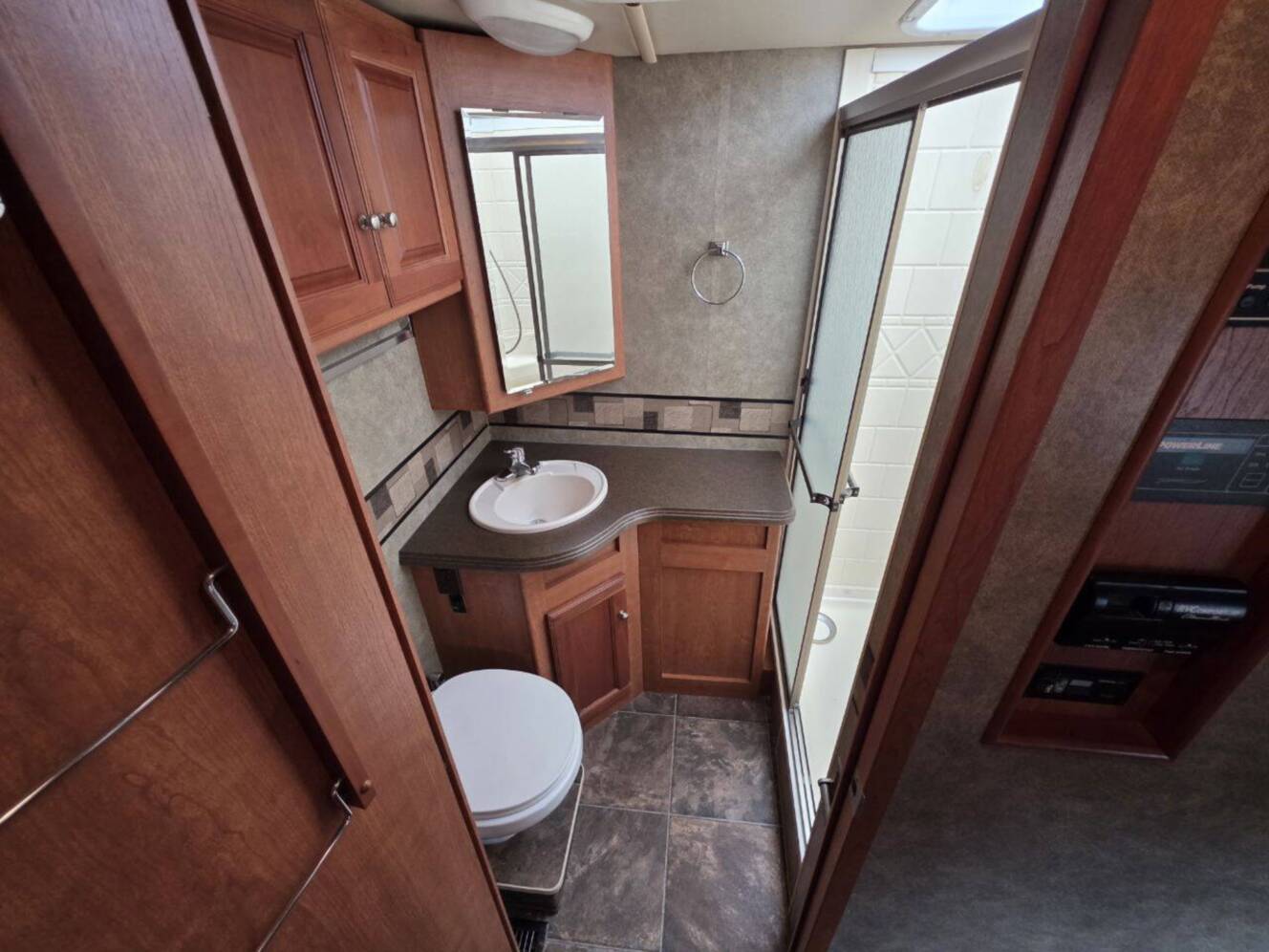 A photo of this 2013 Itasca Sunova 33C