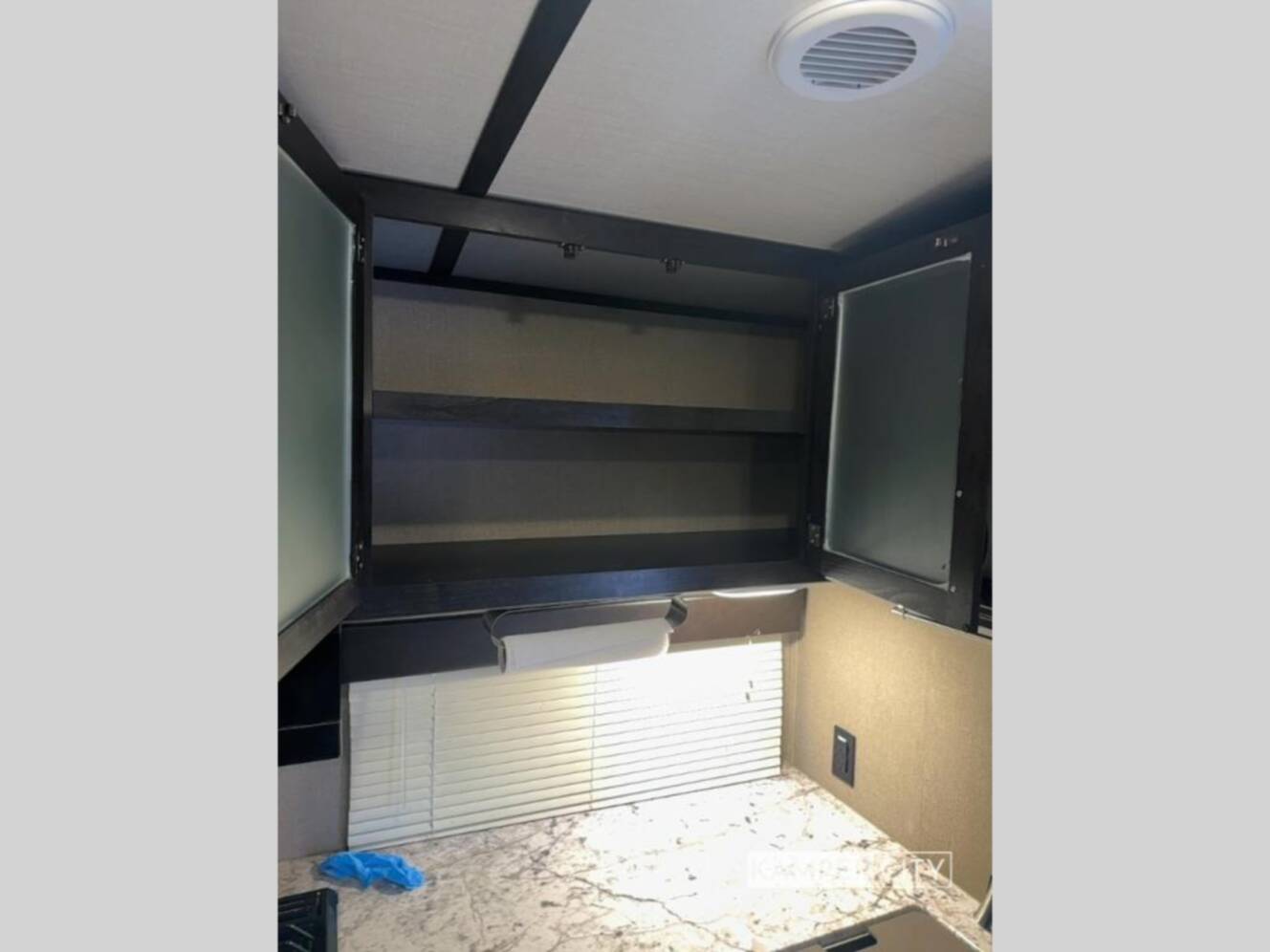 A photo of this 2017 Grand Design Imagine 3150BH