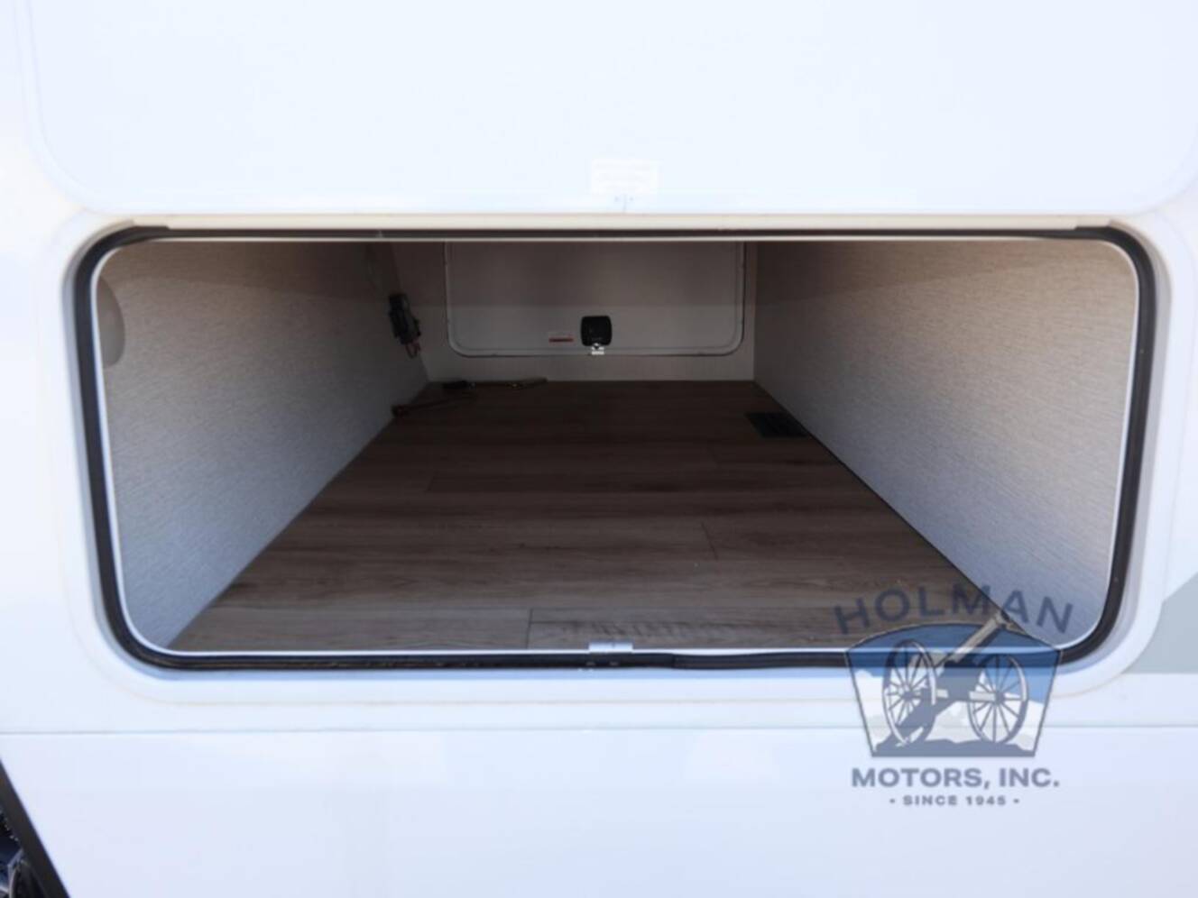 A photo of this 2026 Winnebago Thrive 25RLS
