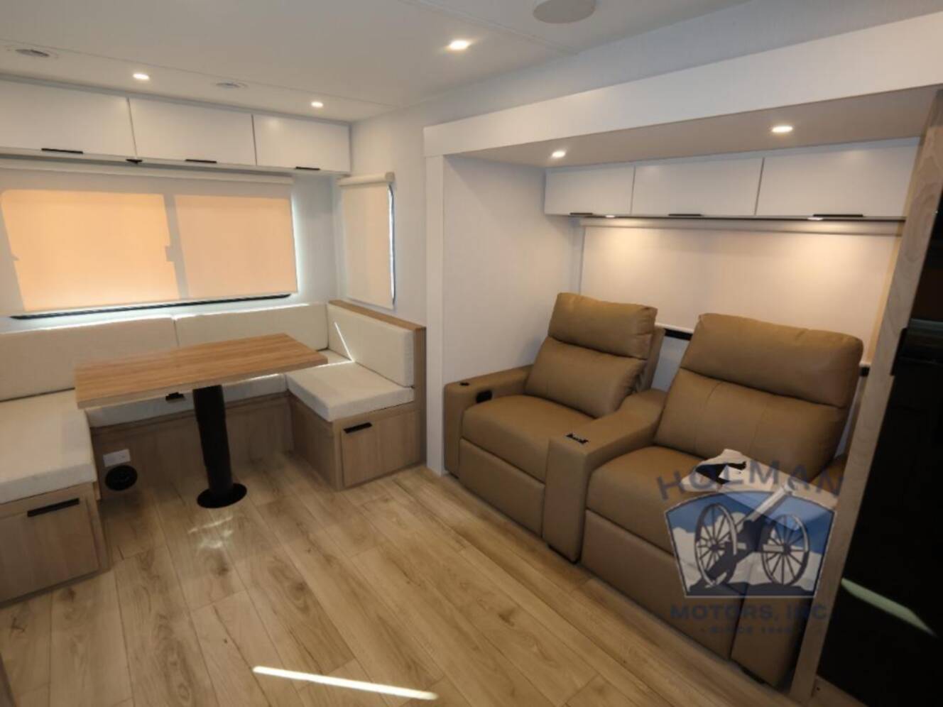 A photo of this 2026 Winnebago Thrive 25RLS