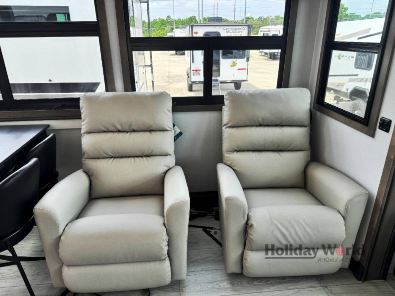 A photo of this 2026 Keystone Rv Montana 3231CK