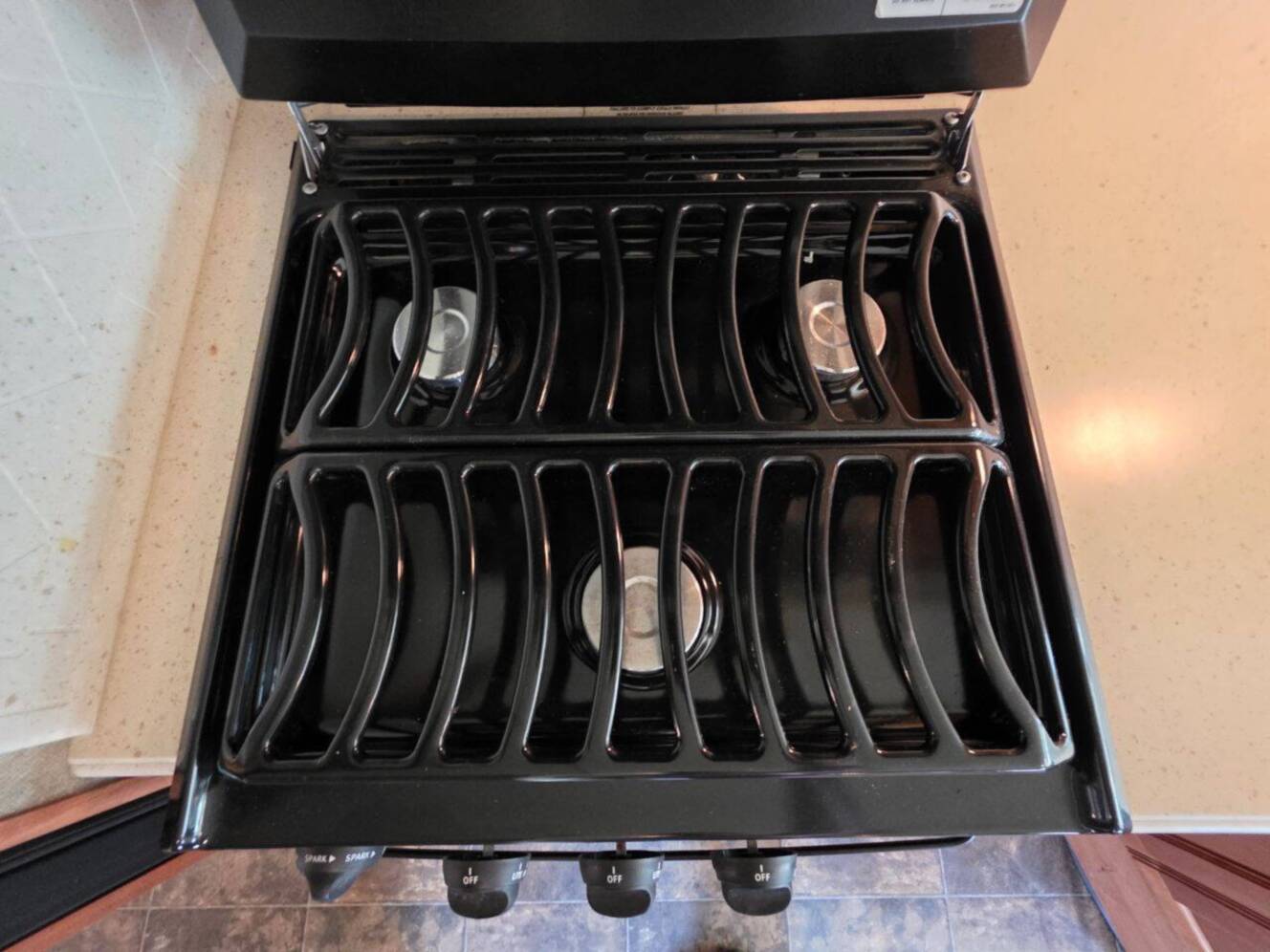 A photo of this 2013 Itasca Sunova 33C