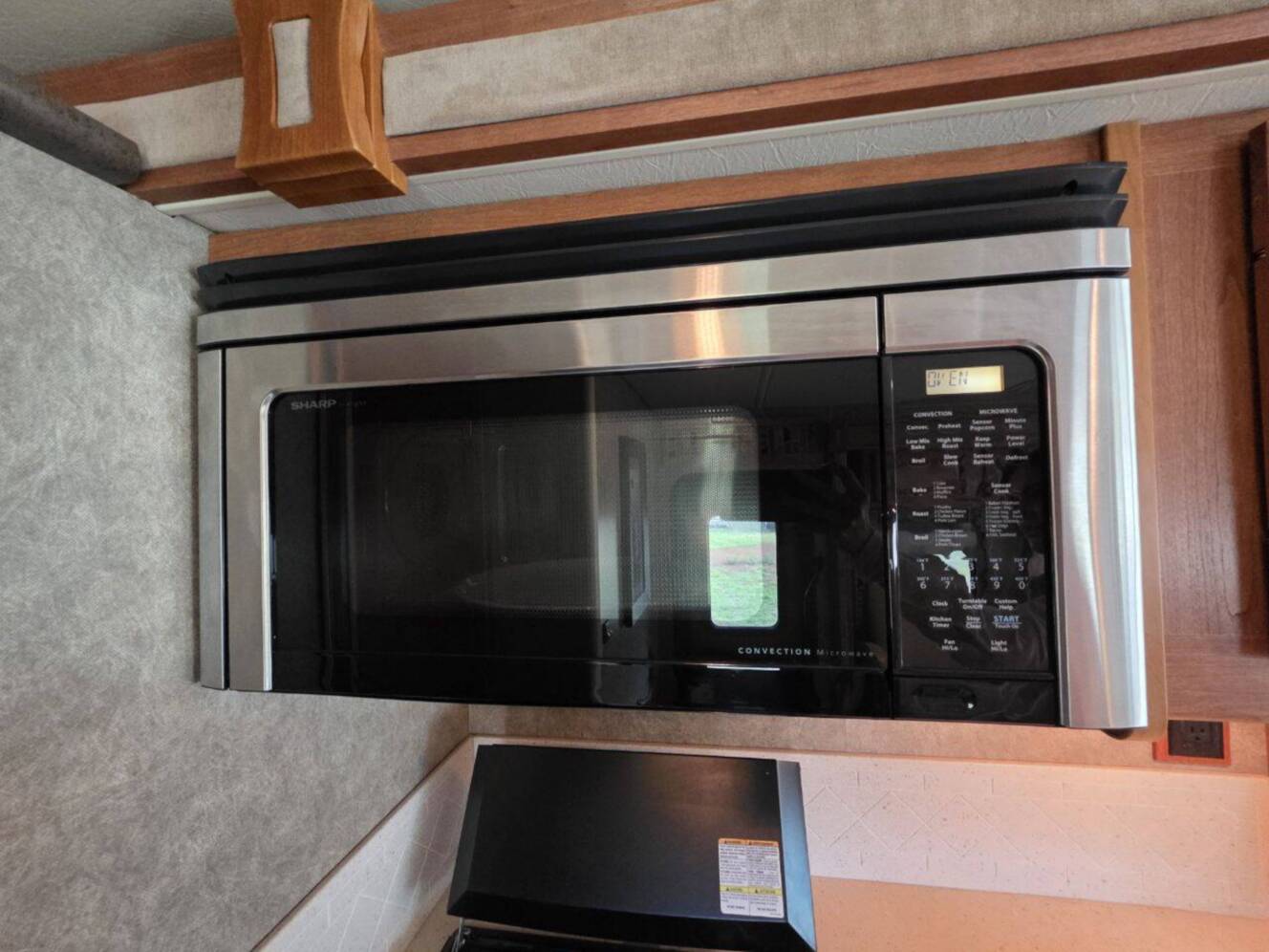A photo of this 2013 Itasca Sunova 33C