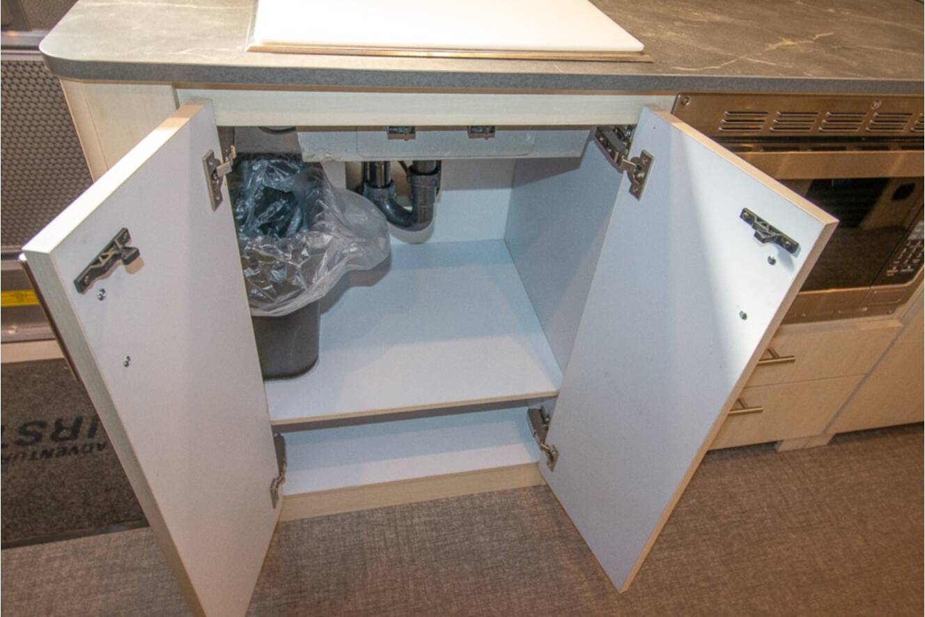 A photo of this 2024 Airstream Flying Cloud 30RB Twin
