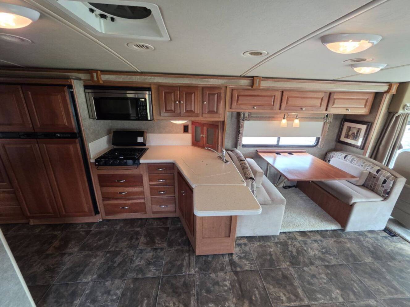 A photo of this 2013 Itasca Sunova 33C