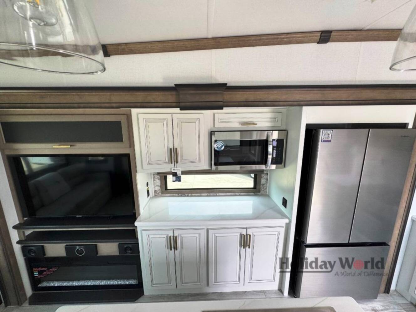 A photo of this 2026 Keystone Rv Montana 3231CK