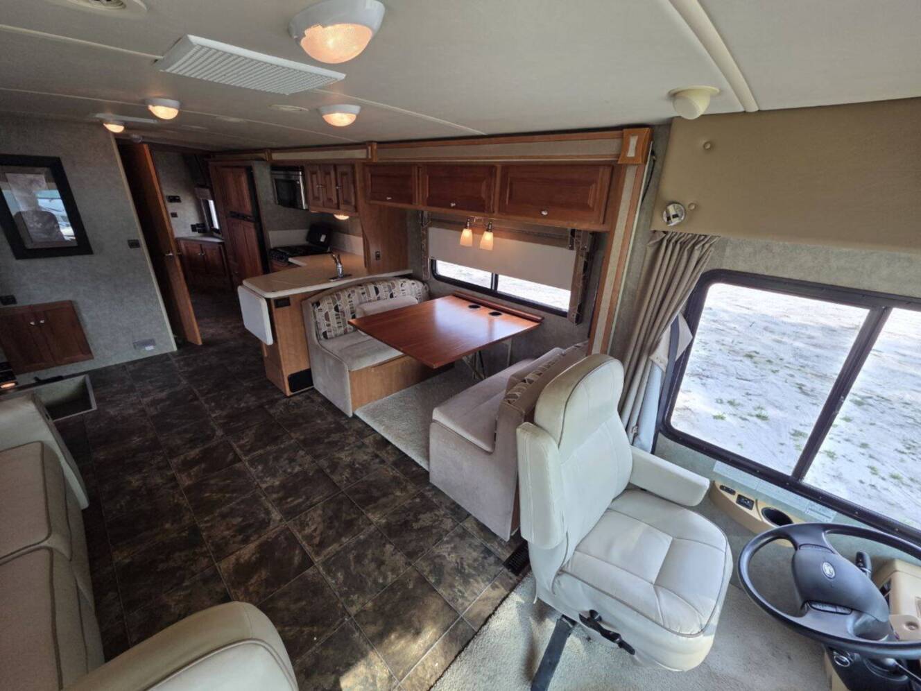 A photo of this 2013 Itasca Sunova 33C