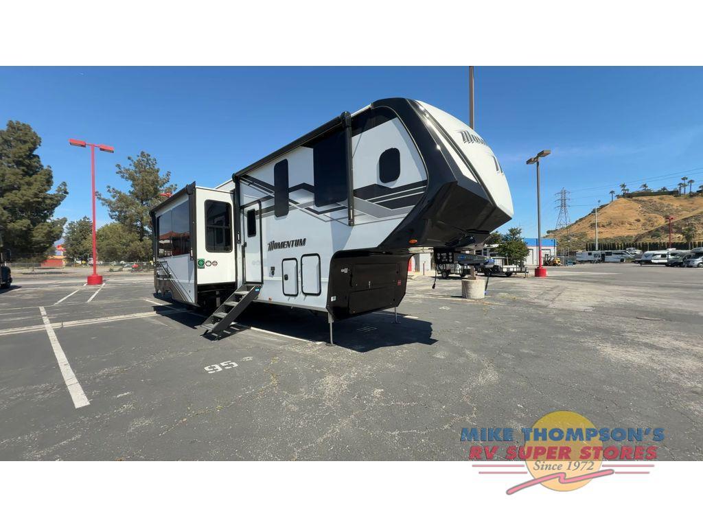 2026 Grand Design Momentum 395MS in fountain valley CA
