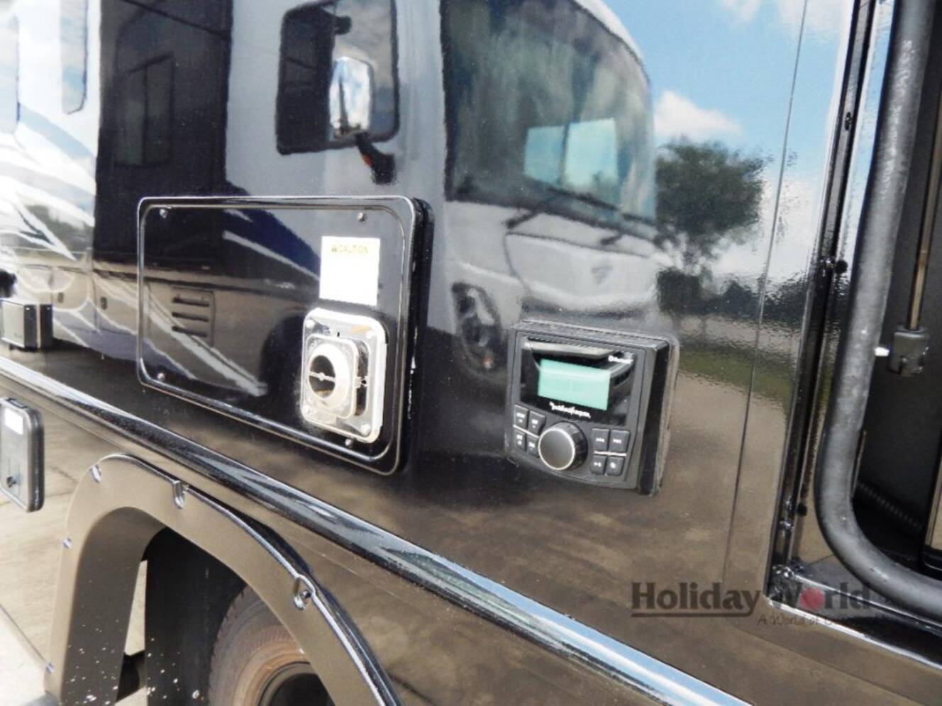 A photo of this 2026 Grand Design Lineage Series M 25FW