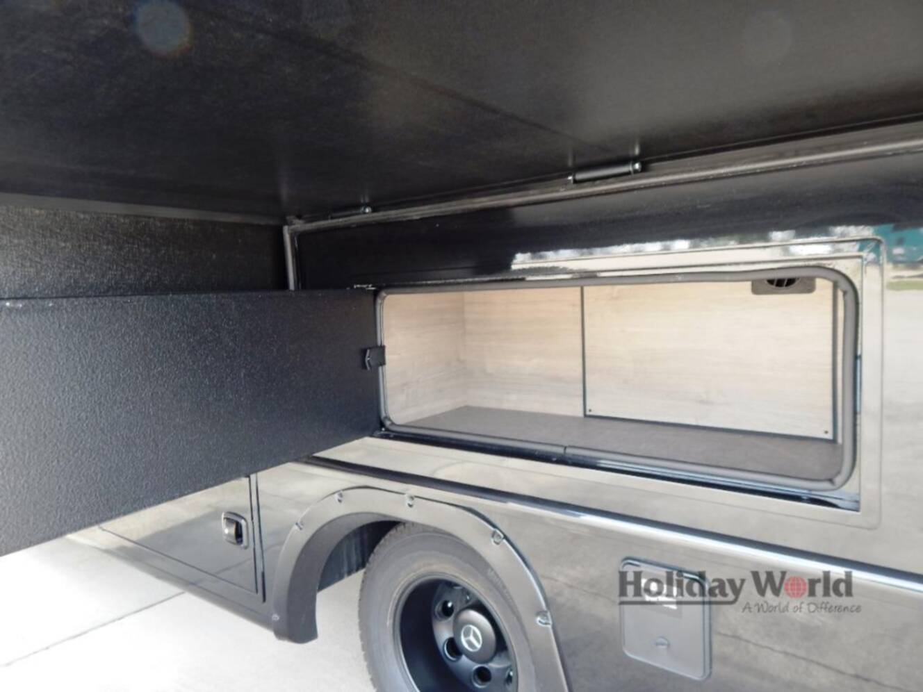 A photo of this 2026 Grand Design Lineage Series M 25FW