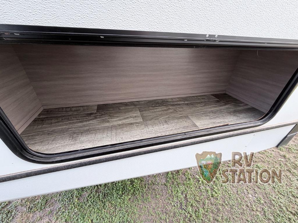 2022 Crossroads Rv Sunset Trail SS330SI in donna TX
