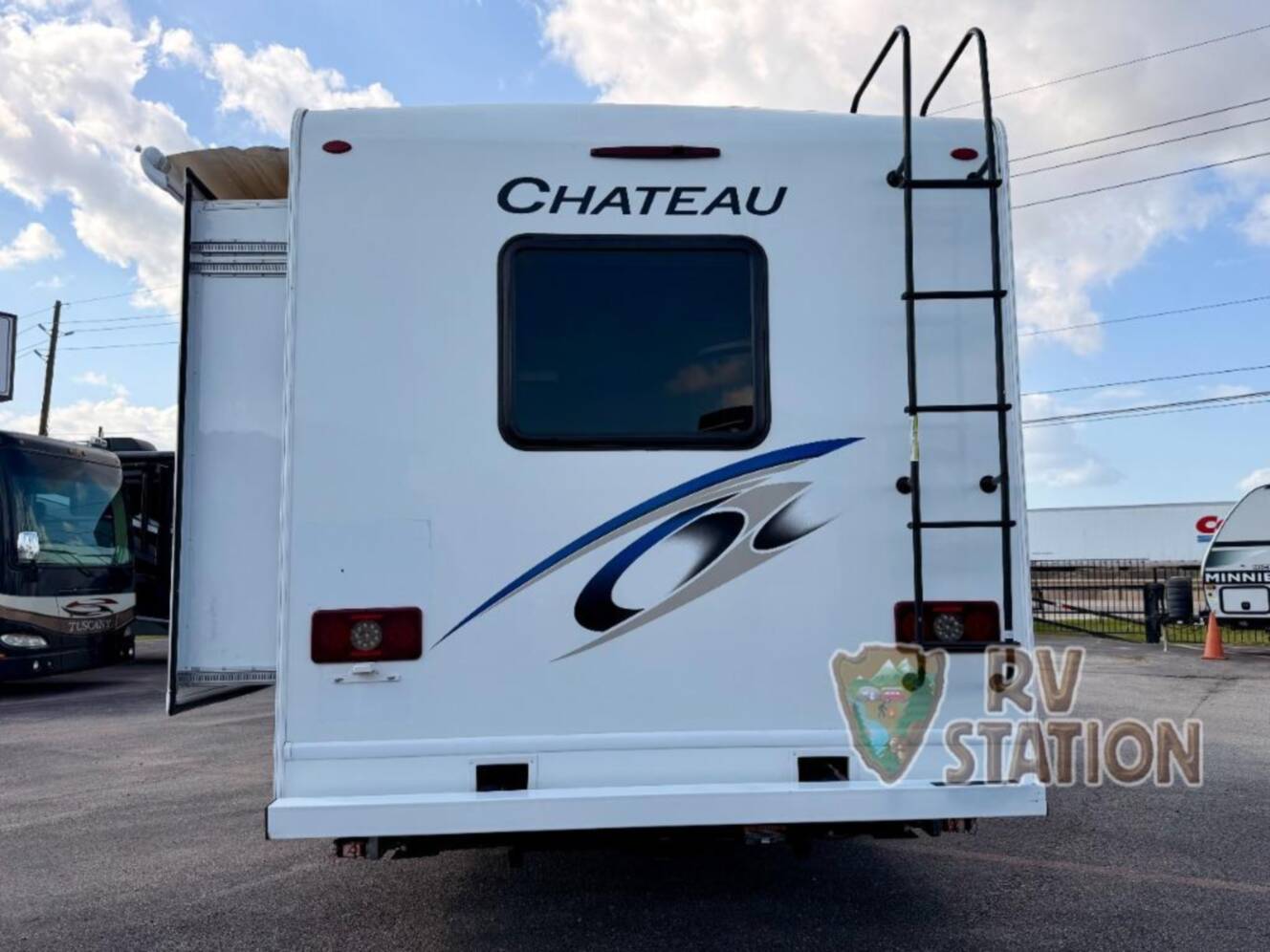 A photo of this 2023 Thor Motor Coach Chateau 31EV
