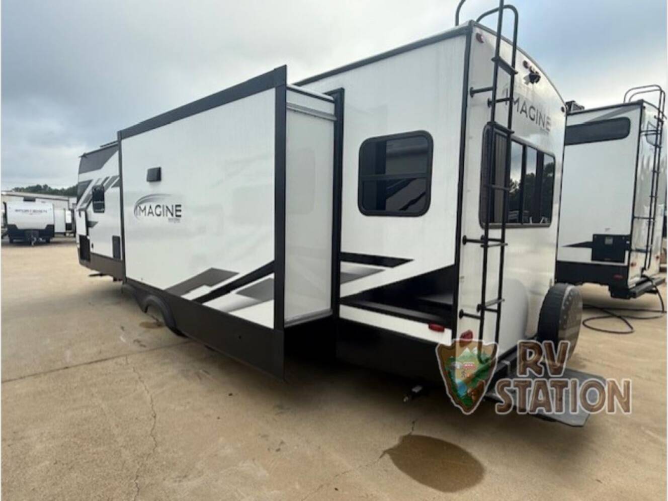 A photo of this 2024 Grand Design Imagine 2970RL