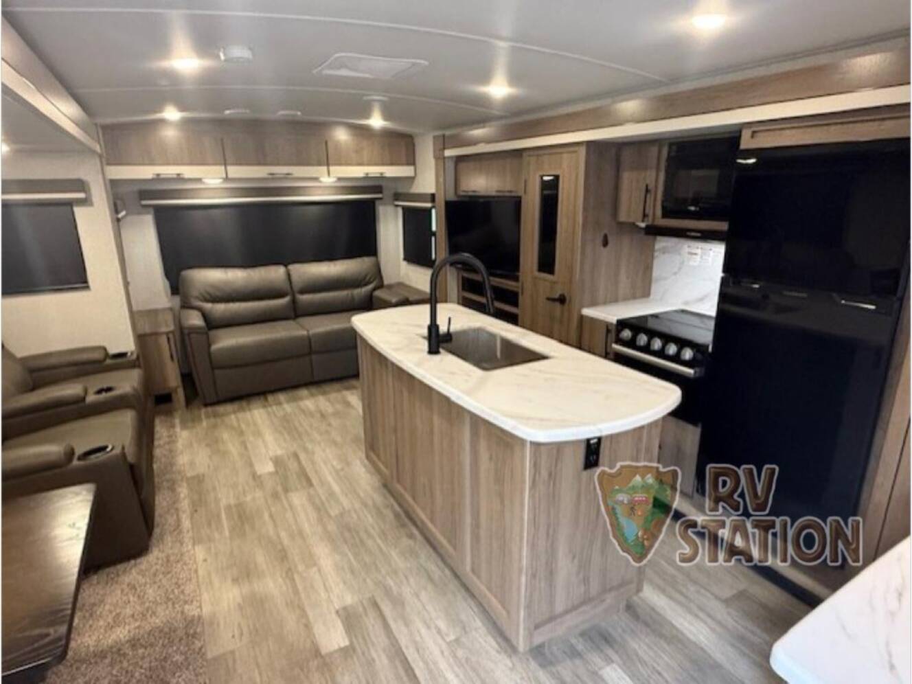 A photo of this 2024 Grand Design Imagine 2970RL