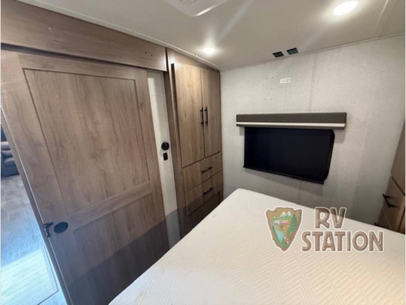 A photo of this 2024 Grand Design Imagine 2970RL