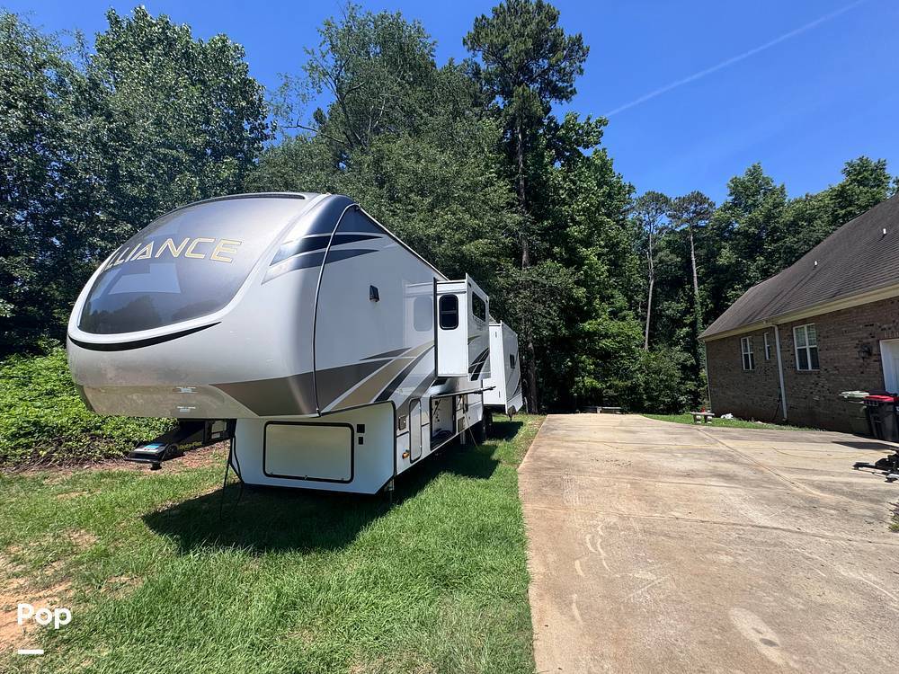 2021 Alliance Rv Paradigm 370FB in rockingham NC