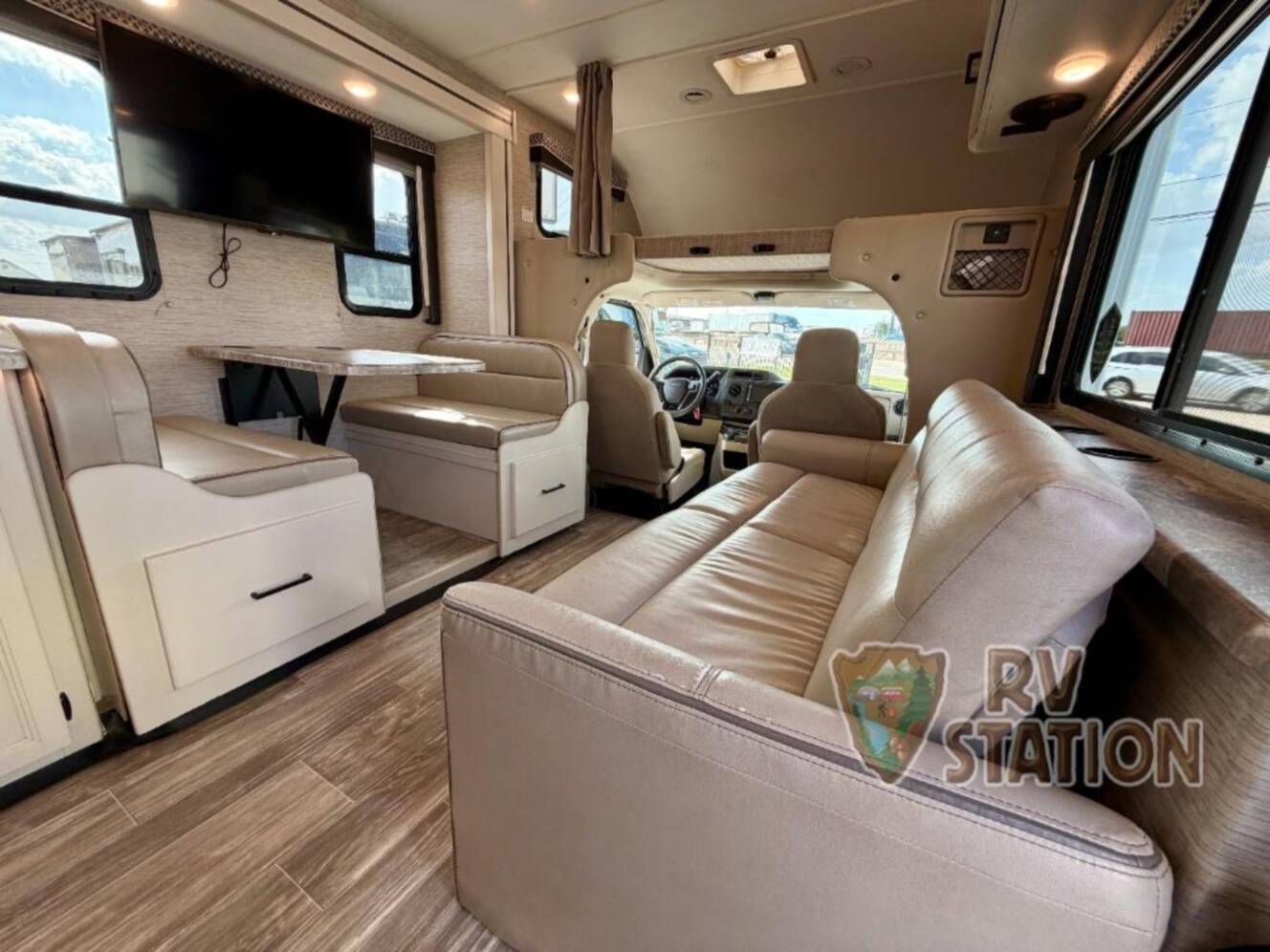 A photo of this 2023 Thor Motor Coach Chateau 31EV