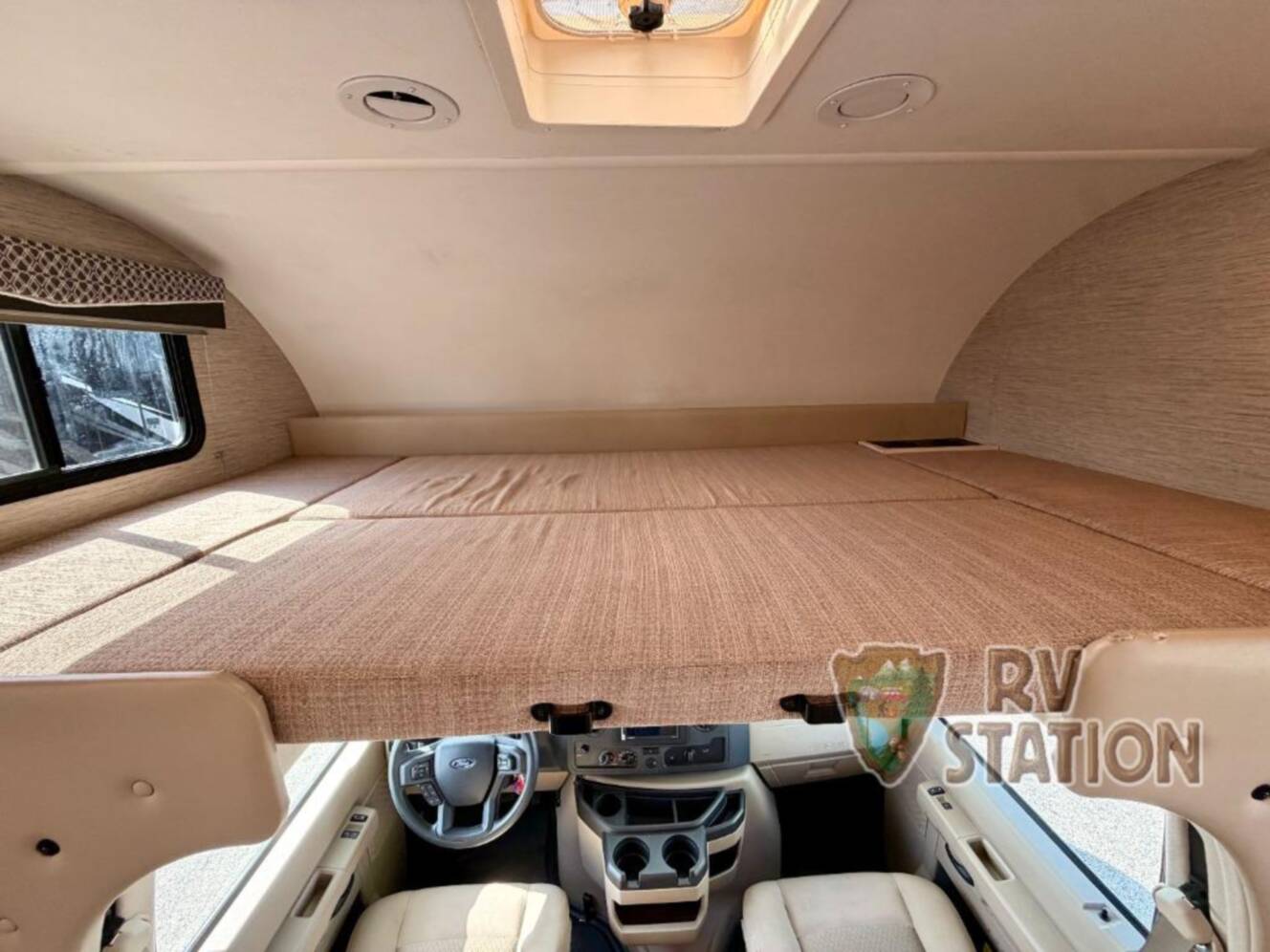 A photo of this 2023 Thor Motor Coach Chateau 31EV